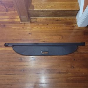 Retractable Cargo Cover